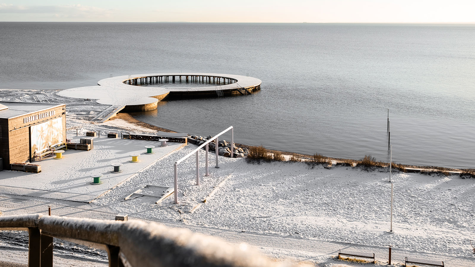 Gå tur ved Østerstrand om vinteren
