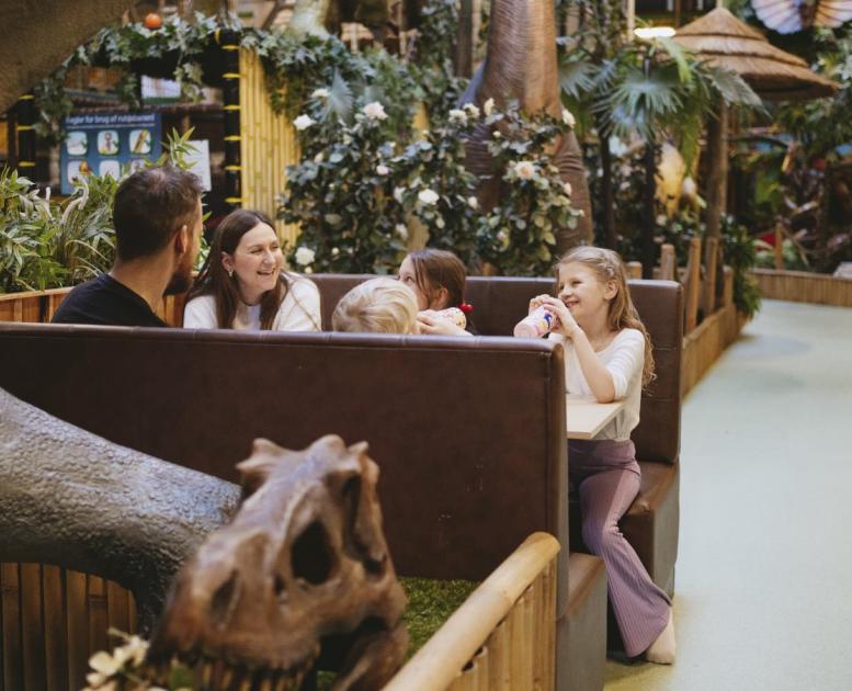 Tag familien med i Dinoland ved Fredericia